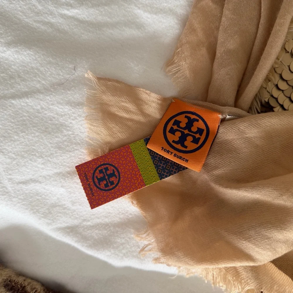Tory Burch new with tag Gold Sequin Scarf - Picture 2 of 4